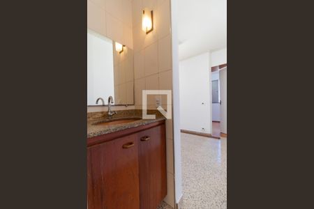 Apartamento à venda com 62m², 2 quartos e 2 vagas Apartamento à venda com 62m², 2 quartos e 2 vagasBanheiro