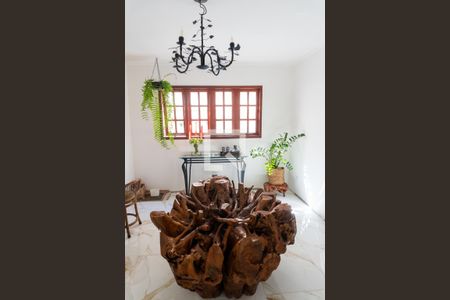 Casa à venda com 230m², 4 quartos e 3 vagasCopa