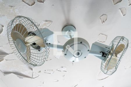 Casa à venda com 230m², 4 quartos e 3 vagasQuarto 1 Detalhe