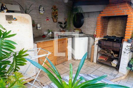 Casa à venda com 230m², 4 quartos e 3 vagasChurrasqueira