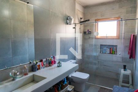 Casa à venda com 230m², 4 quartos e 3 vagasBanheiro da Suíte 2