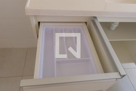 Apartamento à venda com 45m², 2 quartos e 1 vaga Apartamento à venda com 45m², 2 quartos e 1 vagaCozinha - Armários