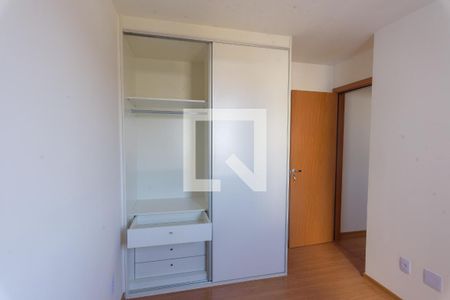 Quarto 1 - Armários de apartamento à venda com 2 quartos, 45m² em Parque Industrial, Campinas