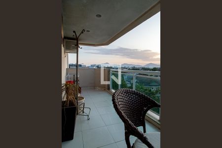 Apartamento para alugar com 92m², 3 quartos e 2 vagasVaranda