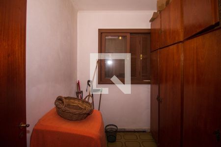 Casa à venda com 266m², 4 quartos e 3 vagasQuarto de Serviço