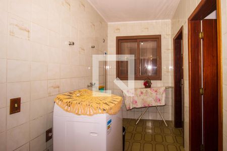 Casa à venda com 266m², 4 quartos e 3 vagasCozinha e Área de Serviço