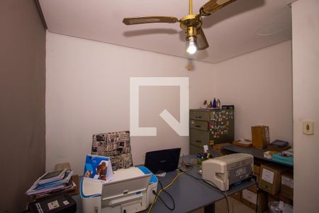 Casa à venda com 266m², 4 quartos e 3 vagasEscritório