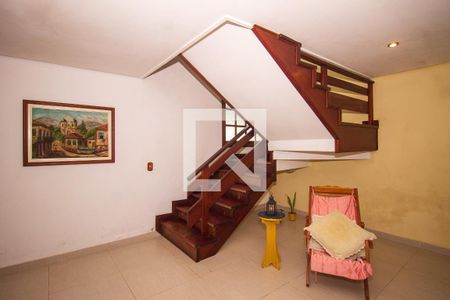 Sala de casa à venda com 4 quartos, 266m² em Partenon, Porto Alegre