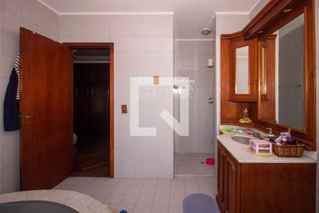 Casa à venda com 266m², 4 quartos e 3 vagasBanheiro da Suíte