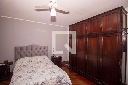 Casa à venda com 266m², 4 quartos e 3 vagasSuíte