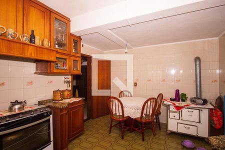 Casa à venda com 266m², 4 quartos e 3 vagasCozinha e Área de Serviço