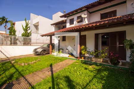 Casa à venda com 266m², 4 quartos e 3 vagasÁrea Externa