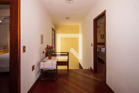 Casa à venda com 266m², 4 quartos e 3 vagasCorredor