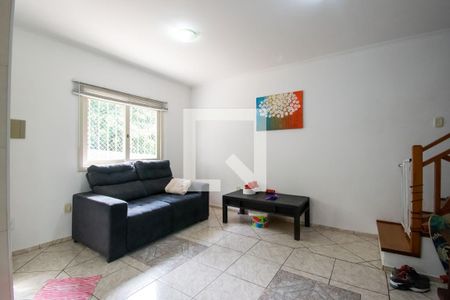 Sala de casa à venda com 2 quartos, 138m² em Vila Nova, Porto Alegre