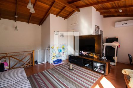 Sotão de casa à venda com 2 quartos, 138m² em Vila Nova, Porto Alegre