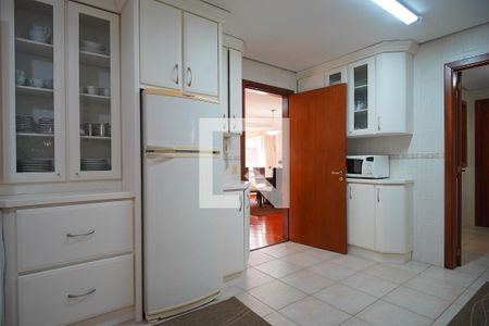 Apartamento para alugar com 191m², 3 quartos e 3 vagasCozinha 