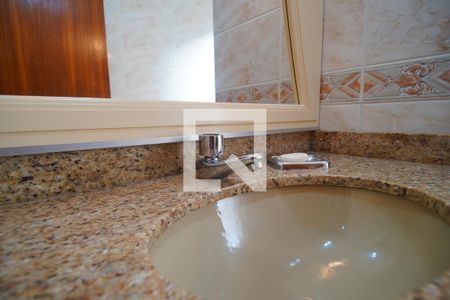 Apartamento para alugar com 191m², 3 quartos e 3 vagasBanheiro 1 lavabo 