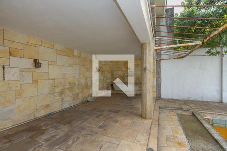 Casa à venda com 477m², 5 quartos e 4 vagasÁrea da Piscina