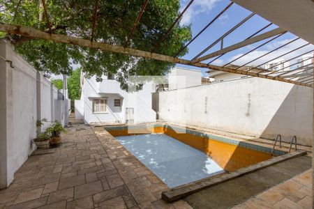 Casa à venda com 477m², 5 quartos e 4 vagasPiscina