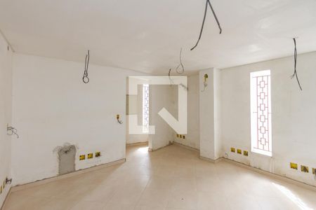Casa à venda com 477m², 5 quartos e 4 vagasHome Office Sala 2