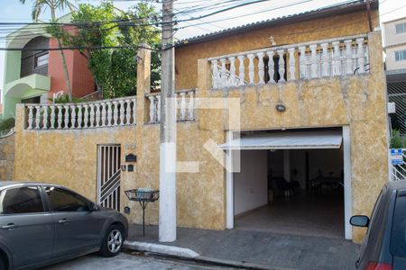 Casa à venda com 191m², 3 quartos e 4 vagasFachada