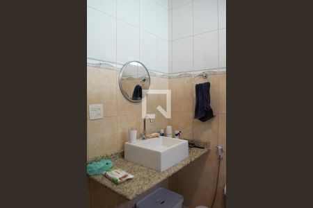 Casa à venda com 191m², 3 quartos e 4 vagasBanheiro