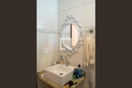 Casa à venda com 191m², 3 quartos e 4 vagasBanheiro suite