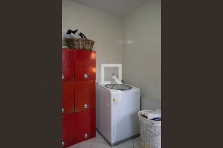 Casa à venda com 191m², 3 quartos e 4 vagasÁrea de Serviço