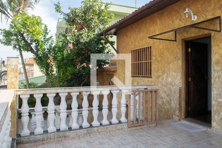 Casa à venda com 191m², 3 quartos e 4 vagasVaranda