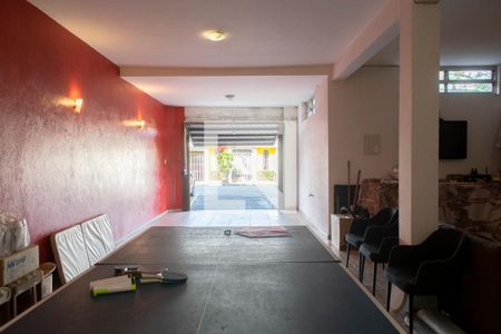 Casa à venda com 191m², 3 quartos e 4 vagasGaragem