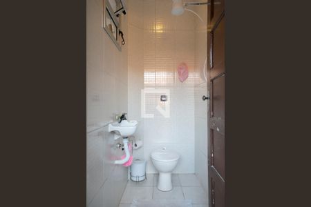 Casa à venda com 191m², 3 quartos e 4 vagasBanheiro de Serviço