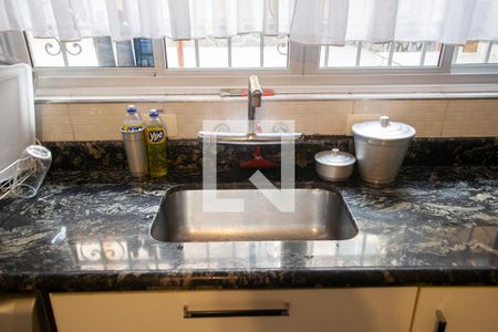 Casa à venda com 191m², 3 quartos e 4 vagasCozinha