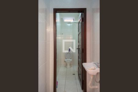 Casa à venda com 191m², 3 quartos e 4 vagasBanheiro da Garagem