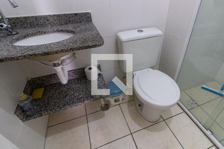 Apartamento para alugar com 54m², 2 quartos e 1 vagaDetalhe do banheiro da suíte