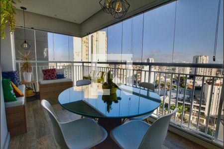 Apartamento para alugar com 68m², 2 quartos e 2 vagasVaranda