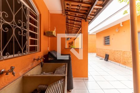 Casa à venda com 370m², 6 quartos e 5 vagasLavanderia