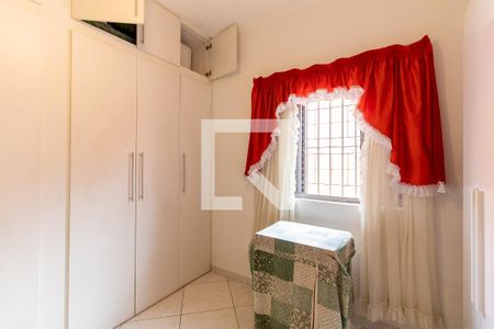 Casa à venda com 370m², 6 quartos e 5 vagasQuarto 3