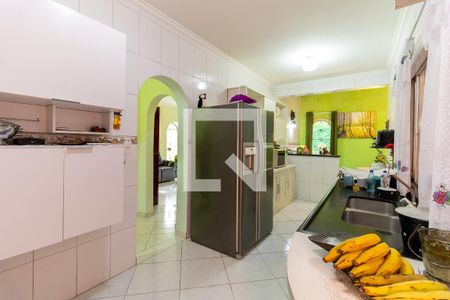 Casa à venda com 370m², 6 quartos e 5 vagasCozinha