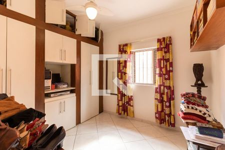 Casa à venda com 370m², 6 quartos e 5 vagasQuarto 2