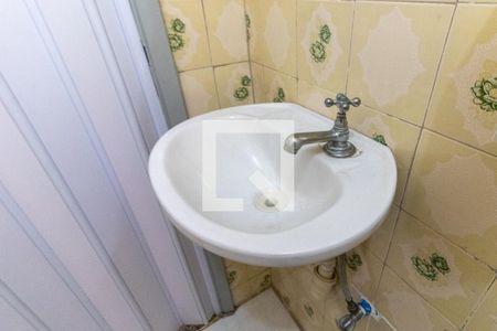 Casa à venda com 370m², 6 quartos e 5 vagasCasa 2 Banheiro