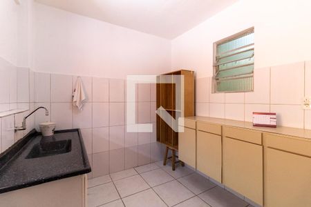 Casa à venda com 370m², 6 quartos e 5 vagasCasa 2 Cozinha