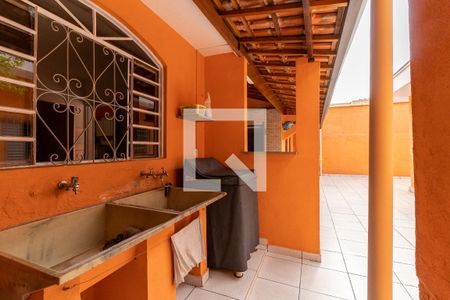 Casa à venda com 370m², 6 quartos e 5 vagasLavanderia