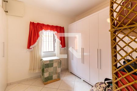 Casa à venda com 370m², 6 quartos e 5 vagasQuarto 3