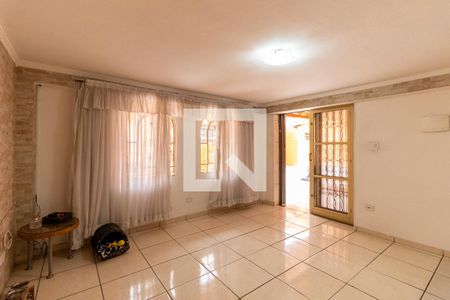 Casa à venda com 370m², 6 quartos e 5 vagasCasa 3 Sala