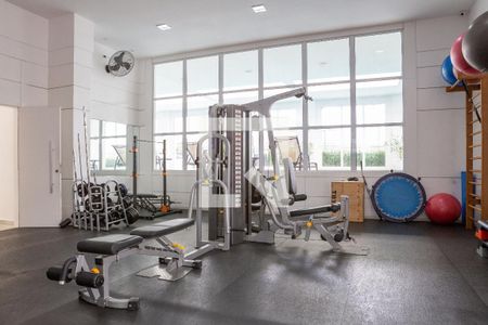 Apartamento para alugar com 151m², 2 quartos e 3 vagas Apartamento para alugar com 151m², 2 quartos e 3 vagasÁrea comum - Academia