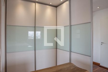 Apartamento para alugar com 151m², 2 quartos e 3 vagas Apartamento para alugar com 151m², 2 quartos e 3 vagasSuíte 1