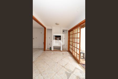 Casa à venda com 332m², 4 quartos e 3 vagasChurrasqueira