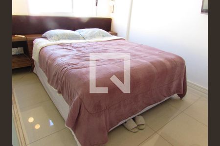 Apartamento à venda com 150m², 2 quartos e 2 vagasSuíte 1