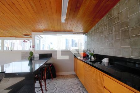 Apartamento à venda com 150m², 2 quartos e 2 vagas Apartamento à venda com 150m², 2 quartos e 2 vagasCobertura