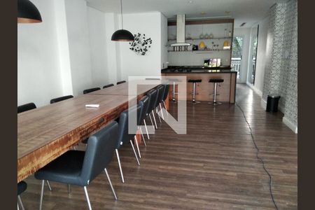 Apartamento à venda com 150m², 2 quartos e 2 vagas Apartamento à venda com 150m², 2 quartos e 2 vagasÁrea comum - Salão de festas